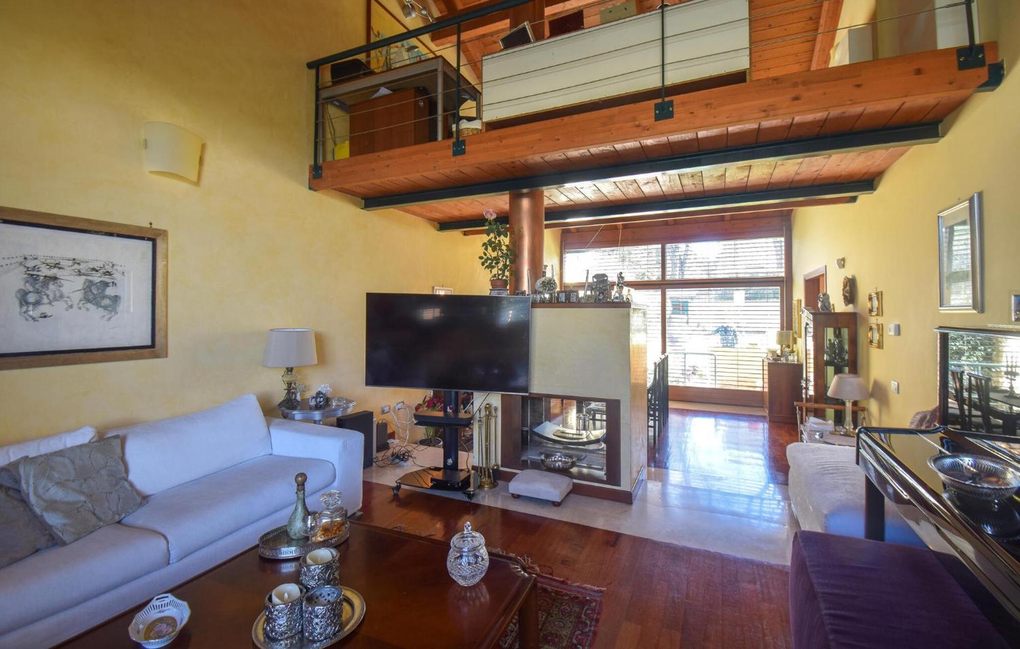 Casa vacanze 6 Bedroom Awesome In *